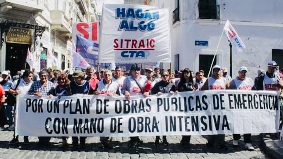Duras críticas del sindicato enrolado en la CTAA contra el Gobierno y la UOCRA