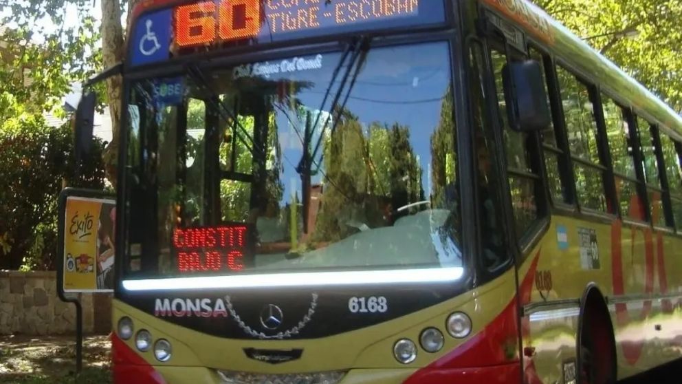 Además de los protocolos, reclamaron por la paritaria que está "estancada"