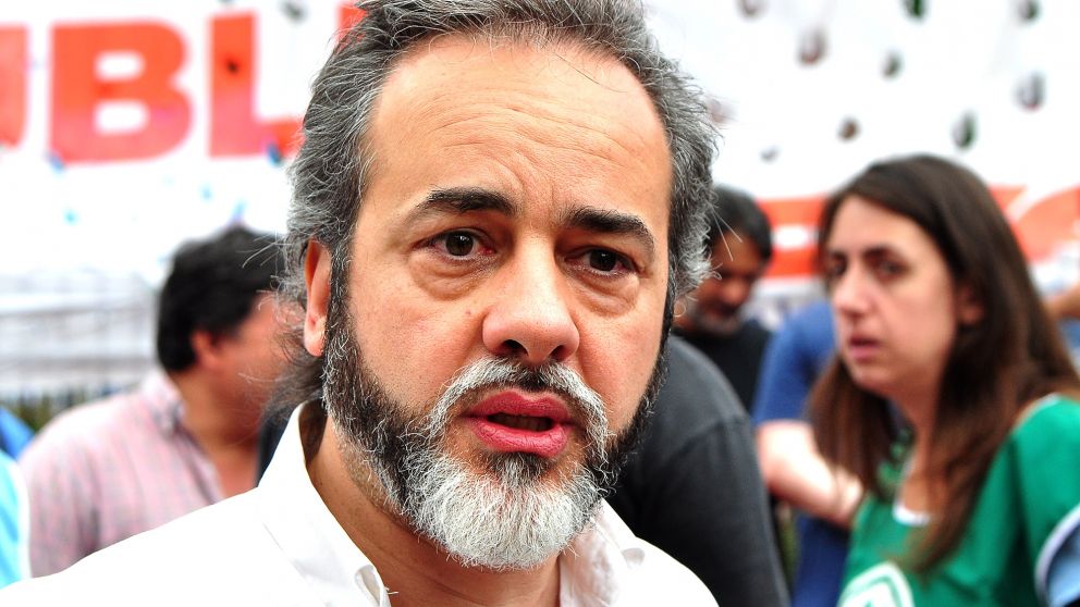 Eduardo López recalcó que el gobierno de CABA no respetó el DNU que amplió restricciones por el Covid.19