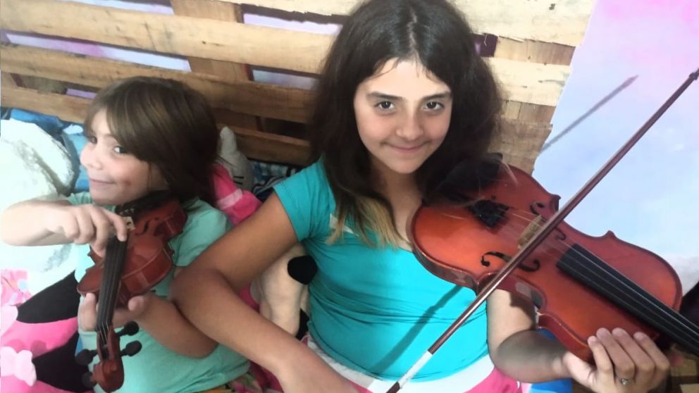 600 niños, niñas y adolescentes de entre 5 y 18 años integran la Orquesta Escuela