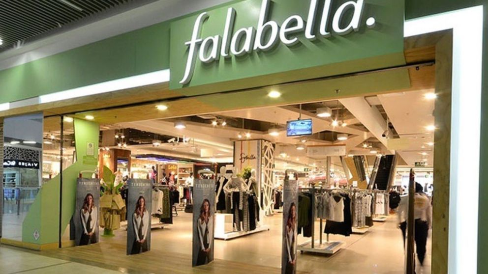 La tienda de Falabella del Dot baires fue una de las que cerró