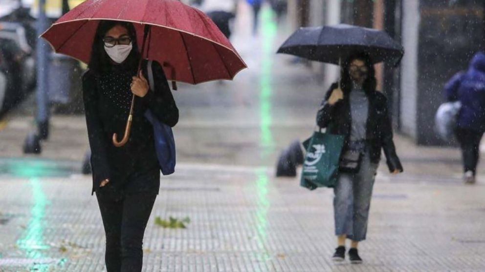 Este tipo de eventos puede generar anegamientos temporarios en calles, complicaciones en el tr�nsito y demoras en el transporte p�blico