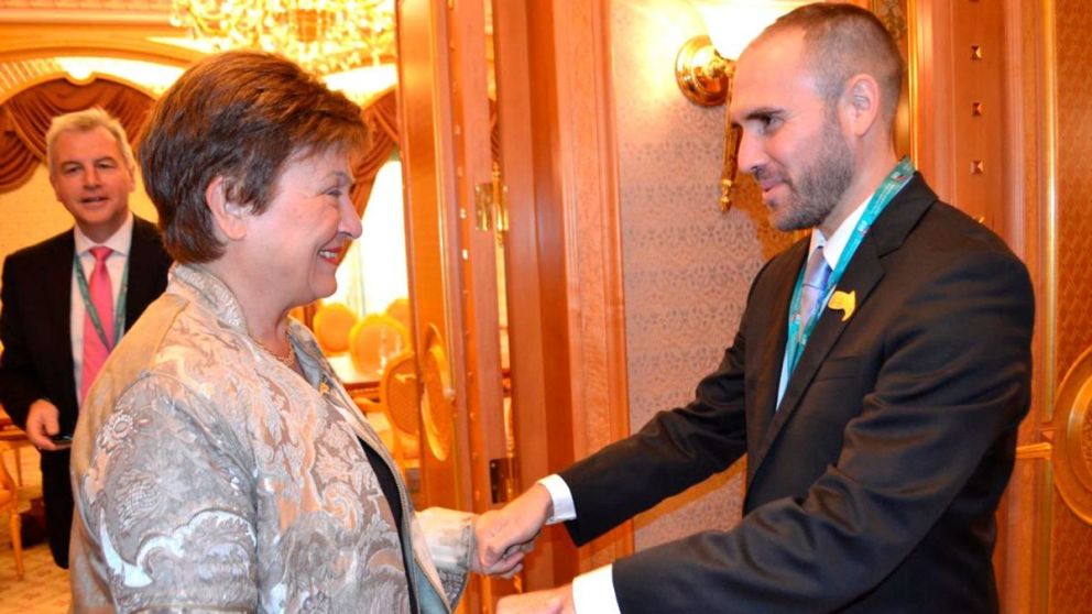 Guzmán y Georgieva durante la reunión que mantuvieron en febrero de 2020 en Riad, Arabia Saudita