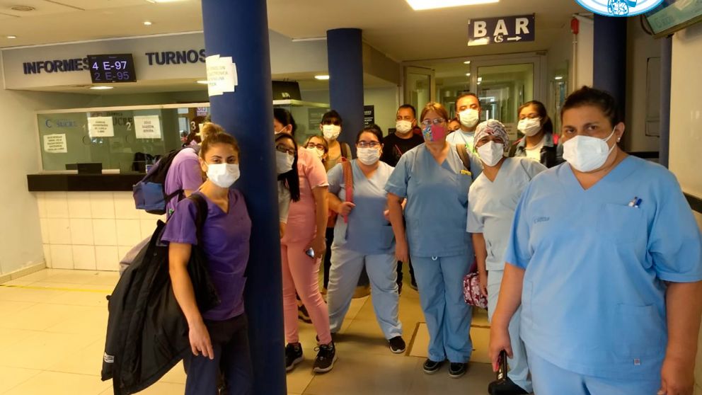 "Nunca trabajamos tanto y cobramos tan poco", remarcan los trabajadores de salud