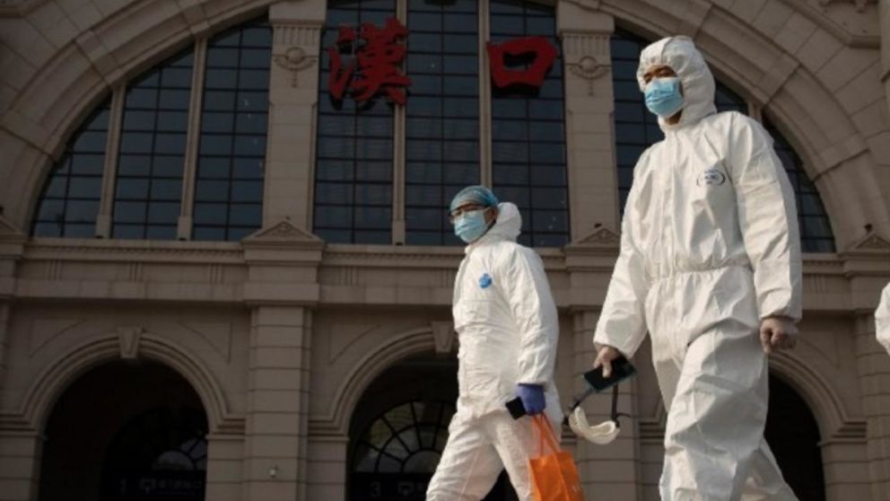 Los expertos de la OMS llegron a China