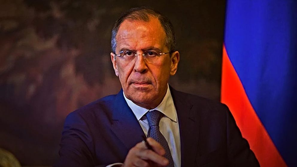 " Irán y EU simultáneamente y paso a paso retomarían sus compromisos", dijo Lavrov en Moscú