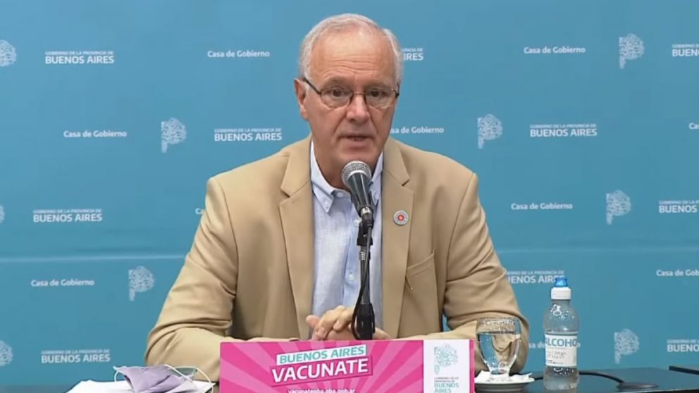 El ministro bonaerense Daniel Gollan en uno de los apuntados por la supuesta "estatización"