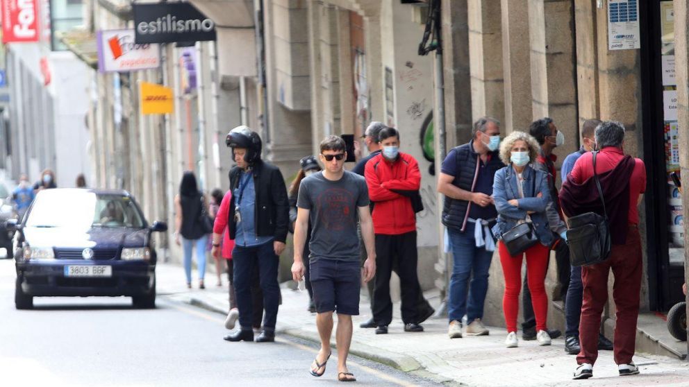 España hace obligatorio el uso de barbijo en los espacios públicos