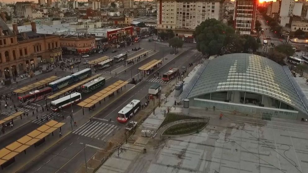 Constituci�n: 10 l�neas de colectivos cambian de lugar sus paradas para pasajeros 