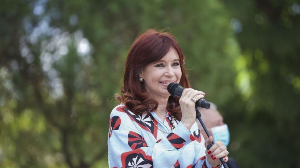 Cristina encabezó el acto por el Día de la Memoria en Las Flores, junto a Axel Kicillof