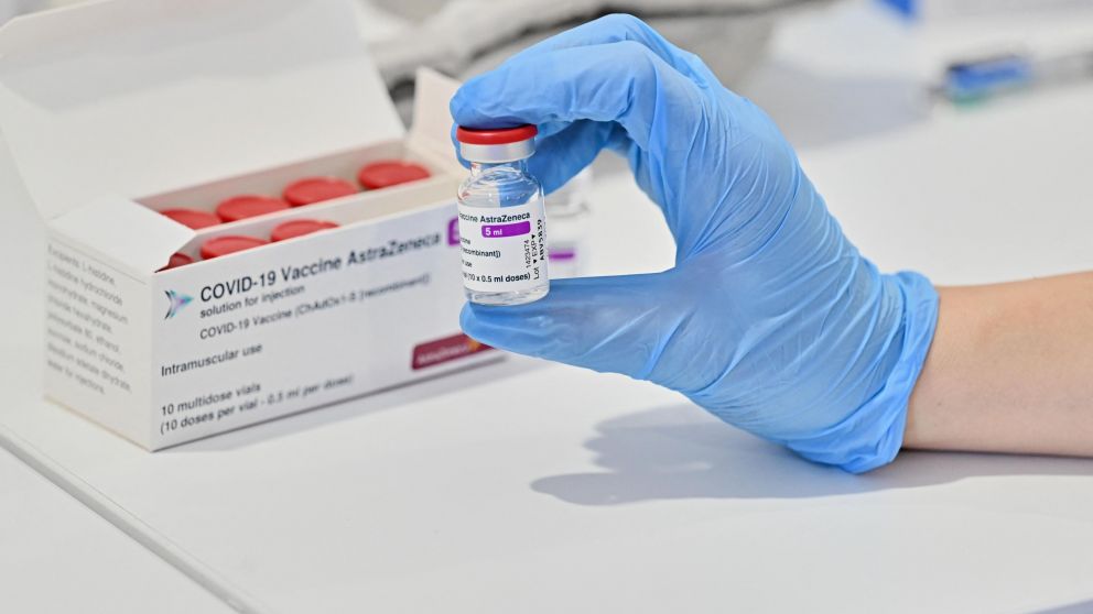 La UE restringe exportación de vacunas contra el covid