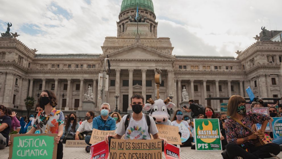 La principal concentración se dio a las 17 en el Congreso Nacional