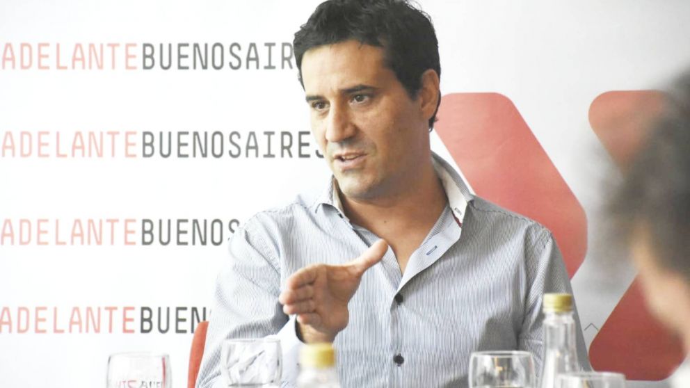 Maximiliano Abad, definió que su fórmula junto a Erica Revilla y cuenta con el respaldo de las principales figuras partidarias