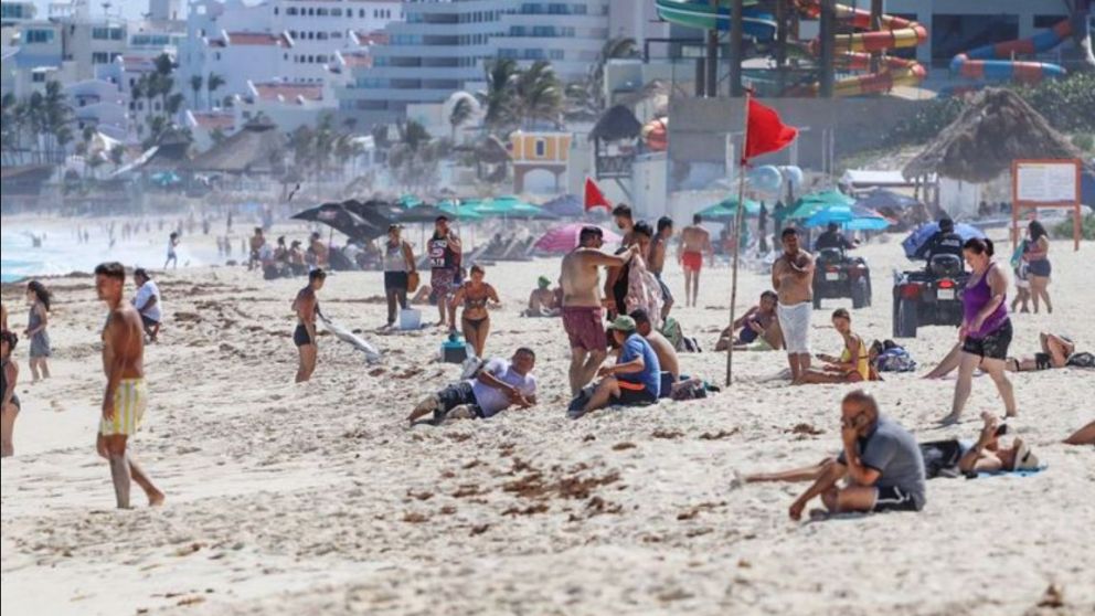 Cancún fue el destino de los egresados que volvieron con coronavirus