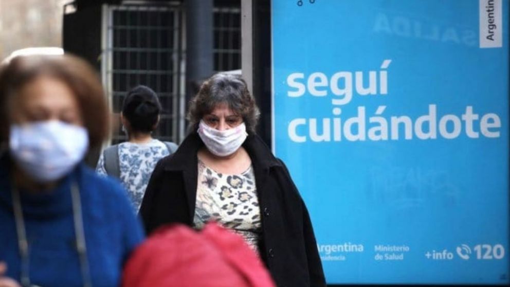 Para Fernán Quirós, la segunda ola de coronavirus en el país "está muy cerca"
