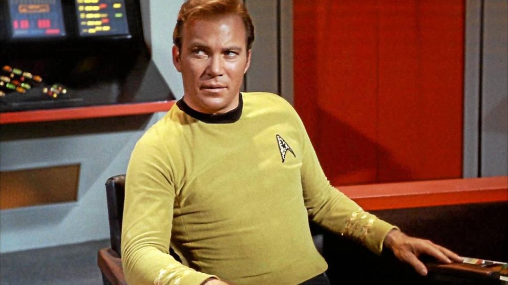 William Shatner, recordado como el Capitán Kirk de Star Trek, emitió tarjetas digitales con tecnología blockchain