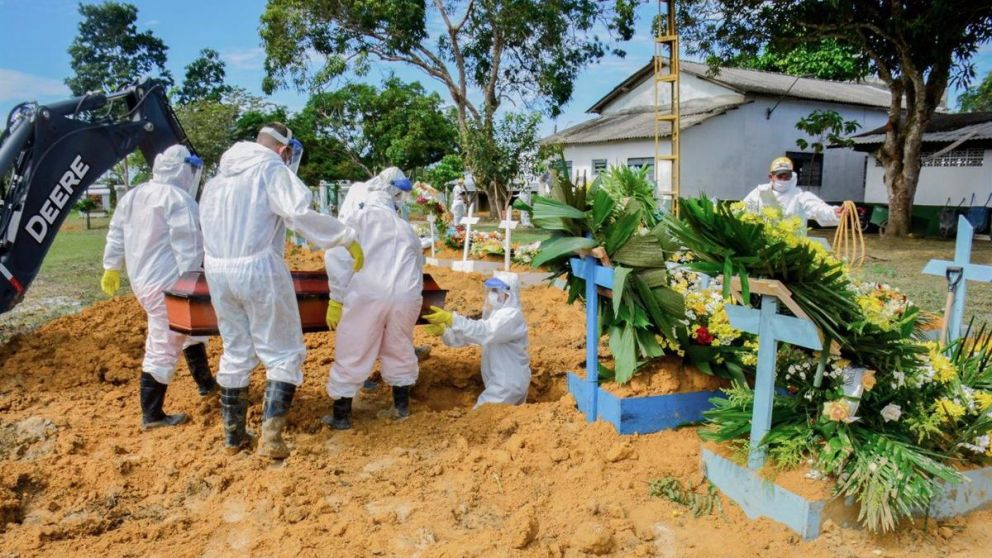 Brasil tiene un promedio diario de 2.000 muertos por coronavirus