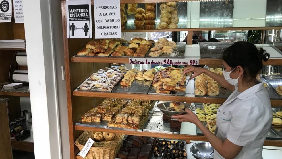 Panaderías pidieron hoy que el Gobierno fije cupo mínimo de harina para consumo interno