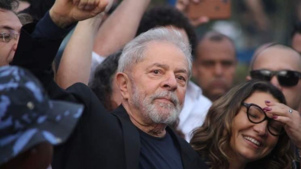 Según un sondeo hecho por Ipec, el 50% de los encuestados votarían por el ex presidente