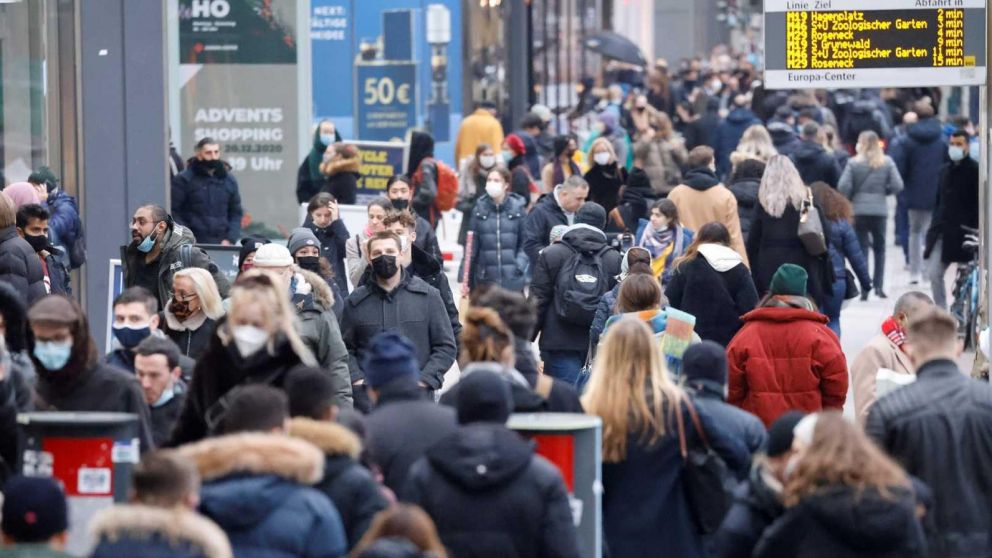 Si la incidencia semanal supera los 100 contagios por cada cien mil habitantes se reactivar�n las medidas, advirtieron las autoridades,
