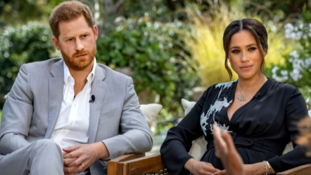 Meghan Markle y el príncipe Harry ofrecieron una entrevista a la presentadora estadounidense Oprah Winfrey (foto CBS News)