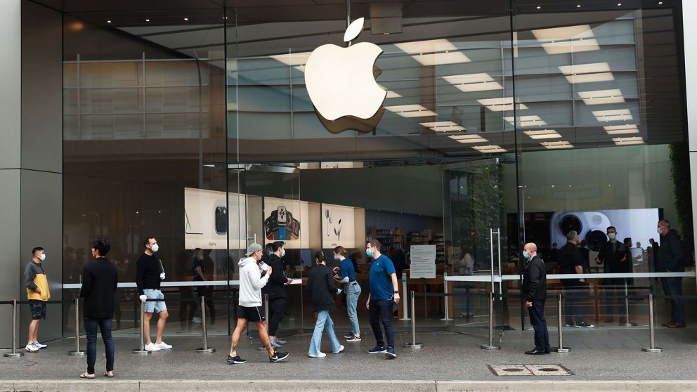 Apple reabre por primera vez todas sus tiendas en EE.UU. desde el inicio de la pandemia