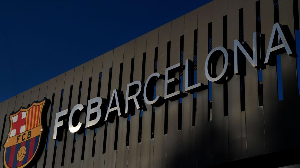 La anterior directiva del club habría pagado hasta seis veces el costo del manejo de redes sociales de la entidad