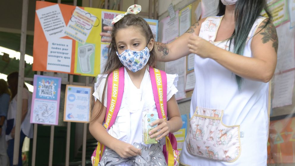 El Frente de Todos reclama por recortes en Educación en la Ciudad