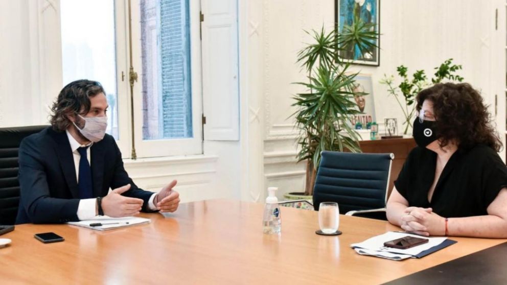 Cafiero y Vizzoti publicarán el listado del vacunatorio VIP