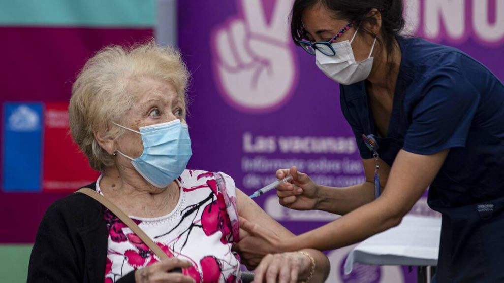 Más de 9000 de los vacunados antes de tiempo son personas entre 18 y 29 años