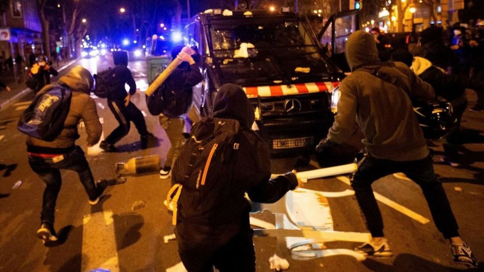 Llaman a nuevas marchas en España por la liberación del rapero Pablo Hasel