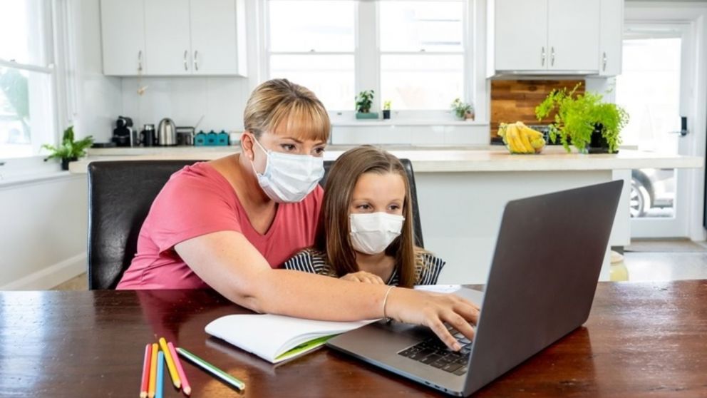 Los padres a cargo deberán completar una declaración jurada con los datos del menor y de la institución a la que asiste