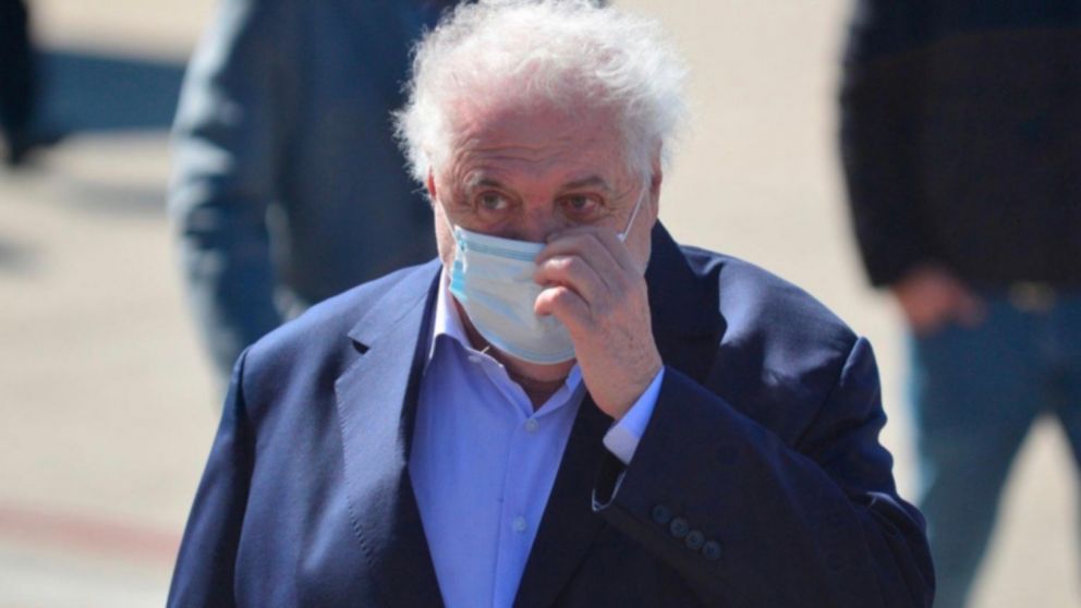 La renuncia de Ginés Gonzáles García se dio después del escándalo del "vacunatorio VIP"