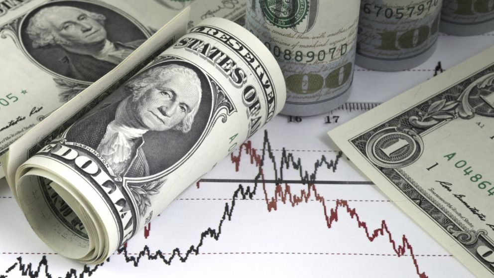 El dólar hoy cerró con nuevas bajas en la plaza financiera