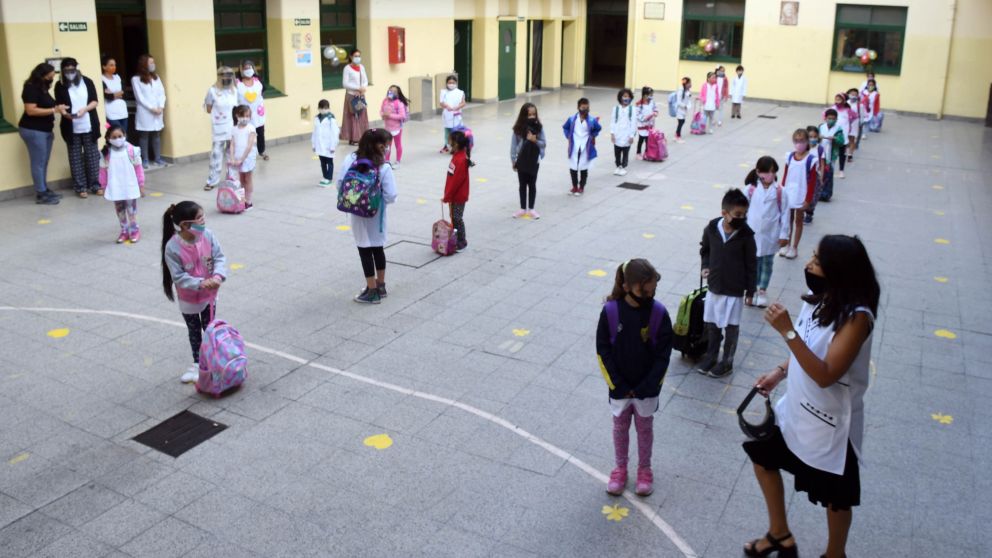 Los docentes reclaman un aumento de sueldo que supere el índice de inflación