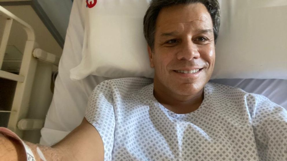 "Me siento bien y excelentemente cuidado", inform� Manes mediante�Twitter