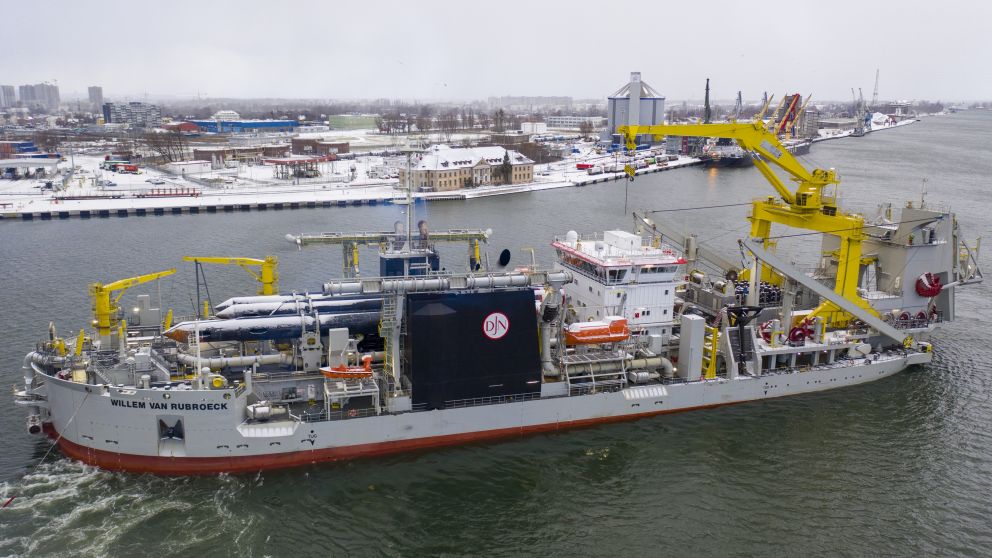 Por su tamaño, la draga Willem van Rubroeck puede hacer frente a las condiciones más difíciles en alta mar