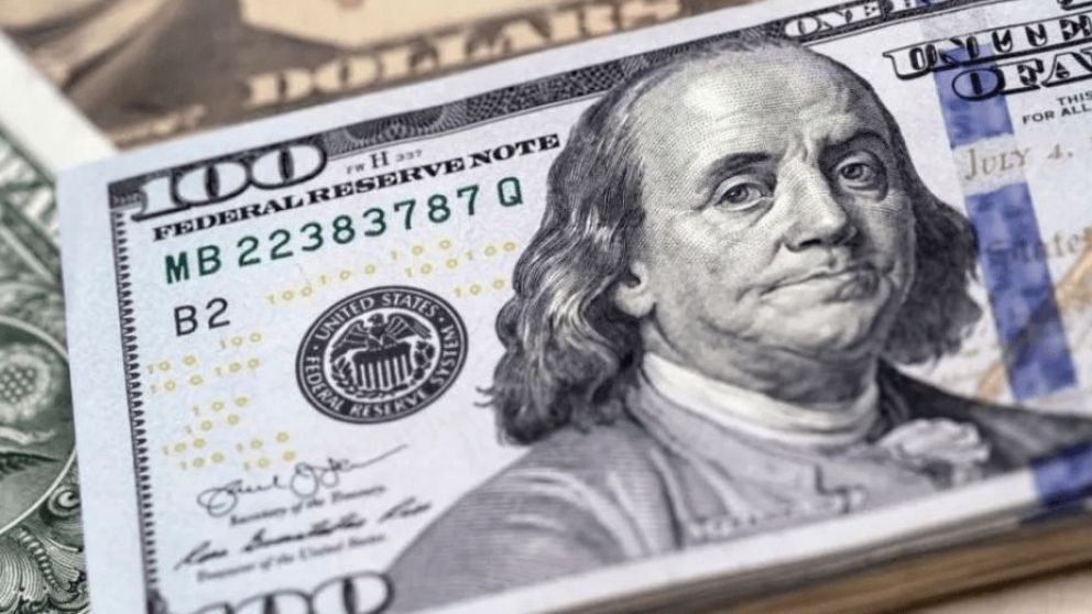 A cuánto está el dólar blue hoy