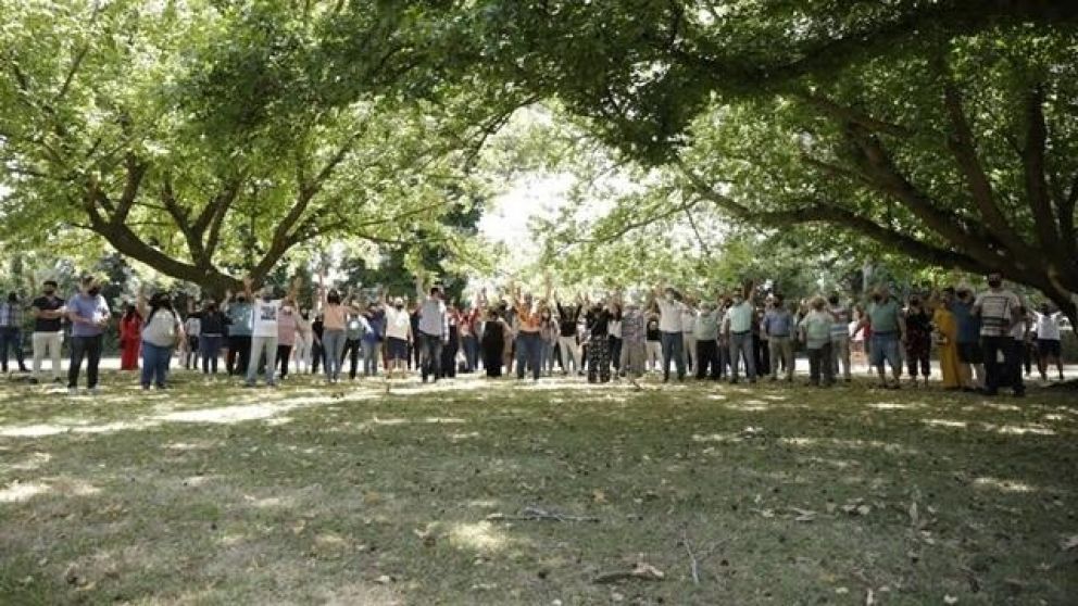 La gran mayor�a del radicalismo bonaerense respald� a Abad para las elecciones partidarias de marzo