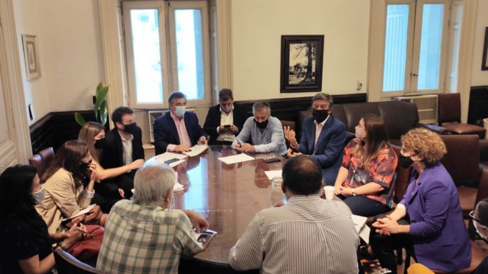 La reuni�n del interbloque con organizaciones civiles 