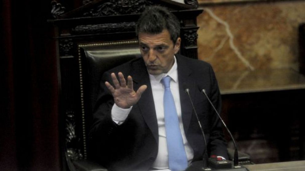 Massa optó por recortar el presupuesto de la Cámara baja
