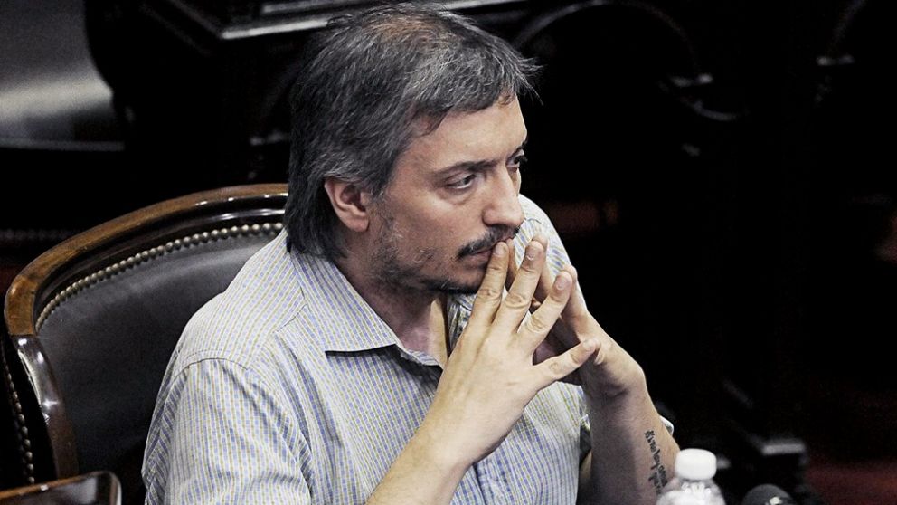 Máximo Kirchner salió a diferenciarse de los gobernadores por el tema PASO