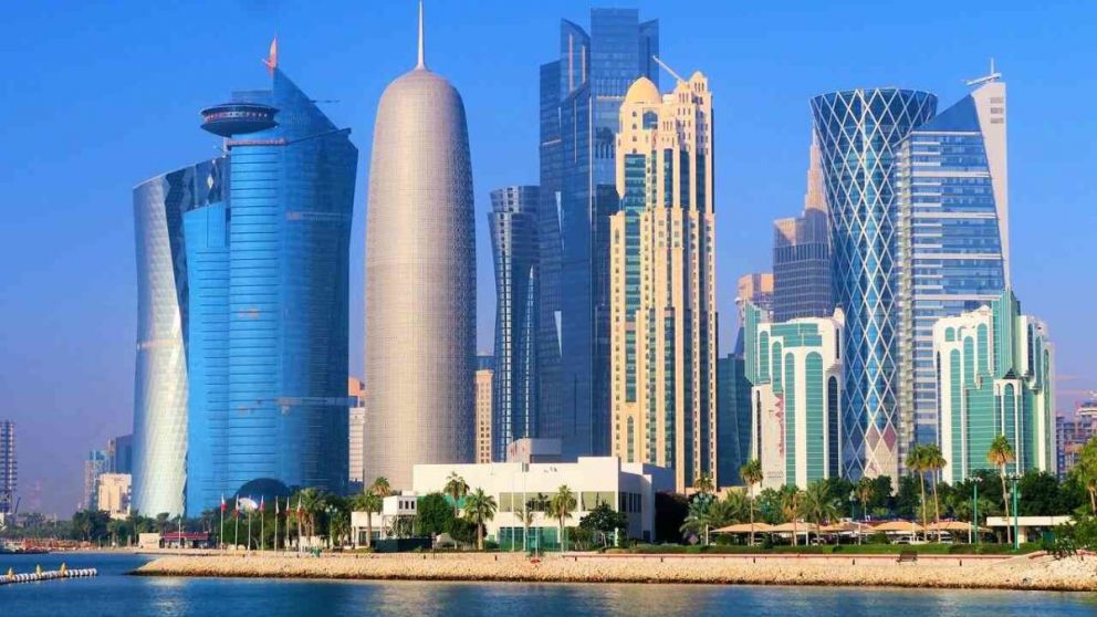Qatar y el interés en atraer inversiones debe tener en cuenta otras normativas, como las cambiarias