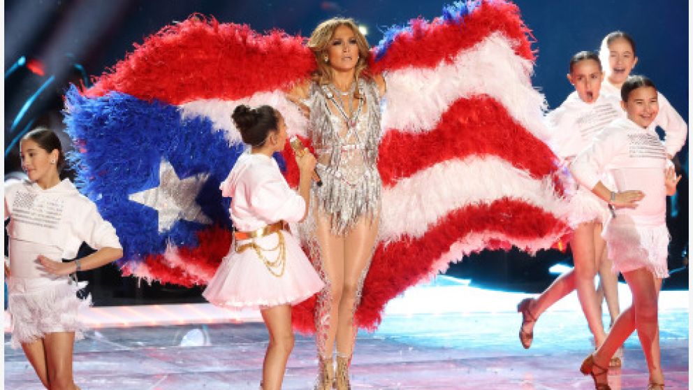 Jennifer López y Chakira, estrellas del 2020. Este año el medio tiempo será para Miley Cyrus