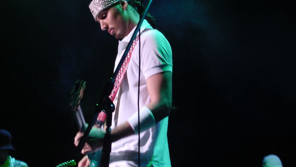 Dante Spinetta, teatro y paseos para disfrutar fuera de casa