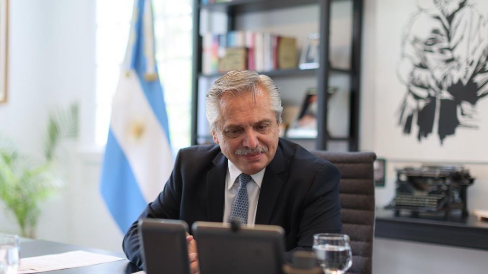 Alberto conversó durante 30 minutos con Vladimir Putin