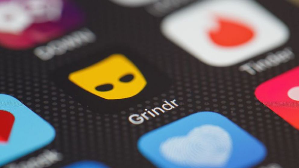 Noruega podría sancionar a Grindr por compartir datos de sus usuarios