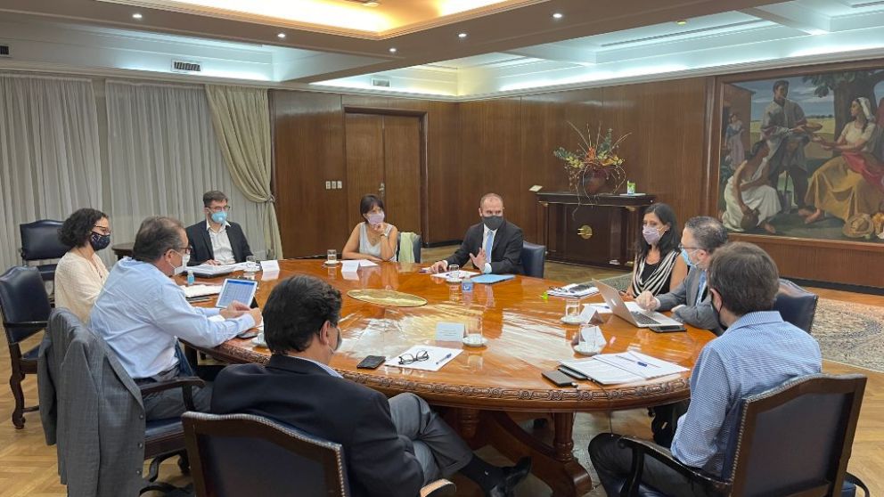 Inflaci�n: Guzm�n profundiza el plan de acuerdo de precios y salarios