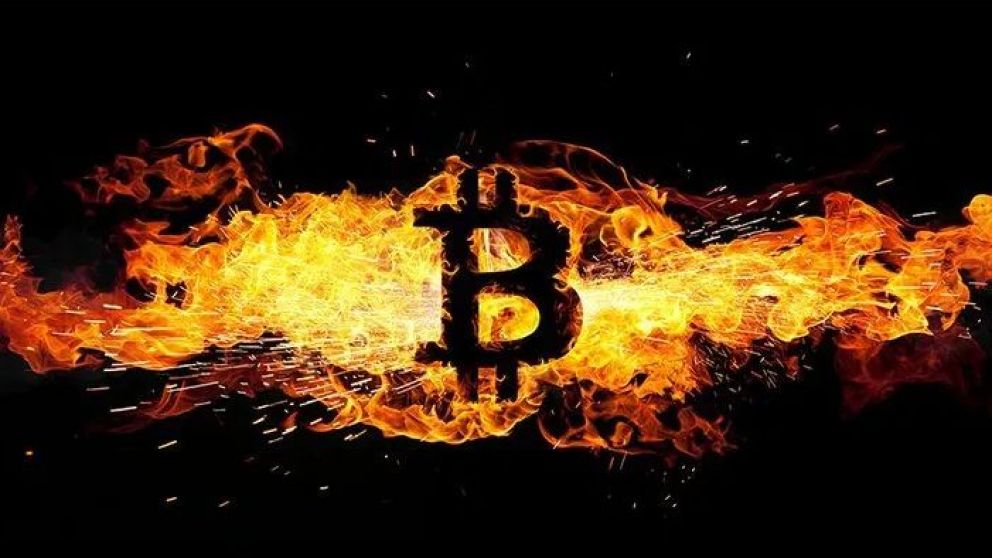 El bitcoin cae a menos de 30.000 dólares