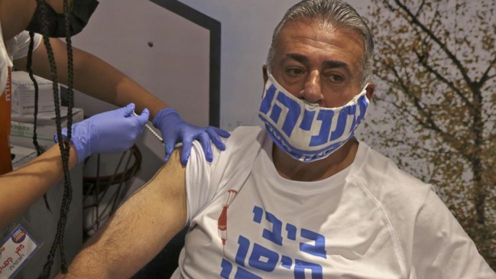 Israel alertó por la efectividad de la vacuna de Pfizer contra el coronavirus